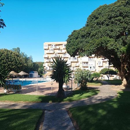 Modern White Studio Benalmádena Exteriör bild