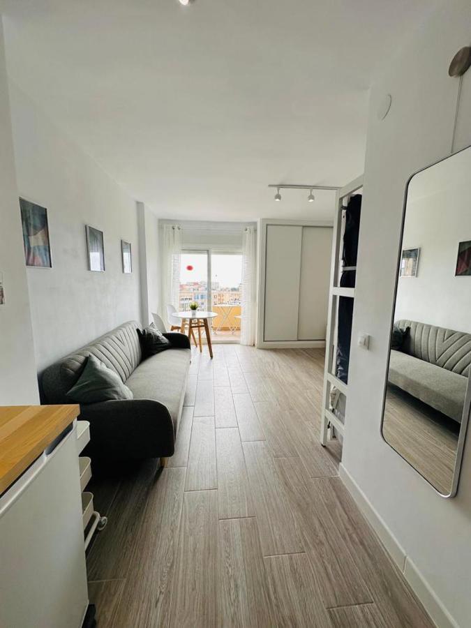 Modern White Studio Benalmádena Exteriör bild
